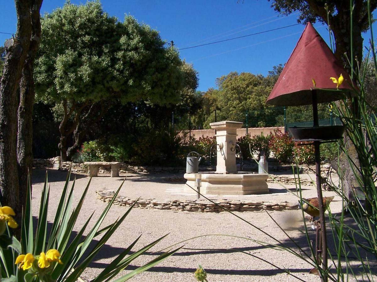 Les Florides Διαμέρισμα LʼIsle-sur-la-Sorgue Εξωτερικό φωτογραφία